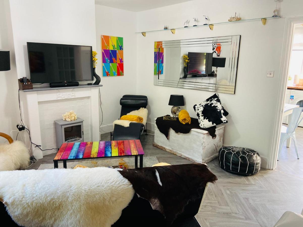 Funky Cozy Cottage With Outside Space Tournoi d'Tournoi d'Eastbourne Extérieur photo
